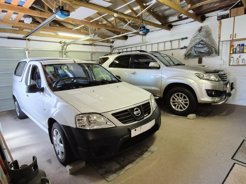 3 Bedroom Property for Sale in Kleinbaai Western Cape